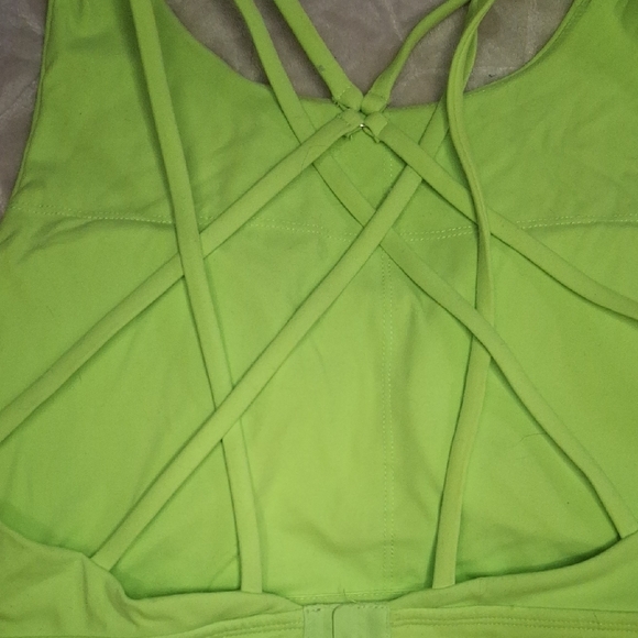 BuffBunny Lime Sports Bra - Picture 4 of 8